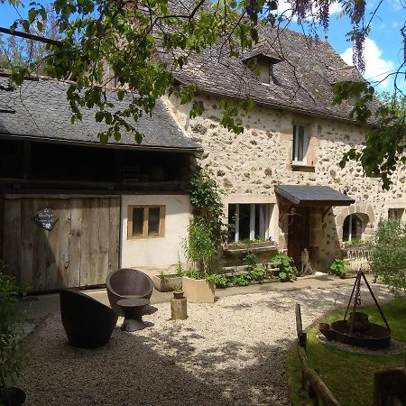 La Ferme Les Mamours La Bastide-l'Eveque Екстер'єр фото
